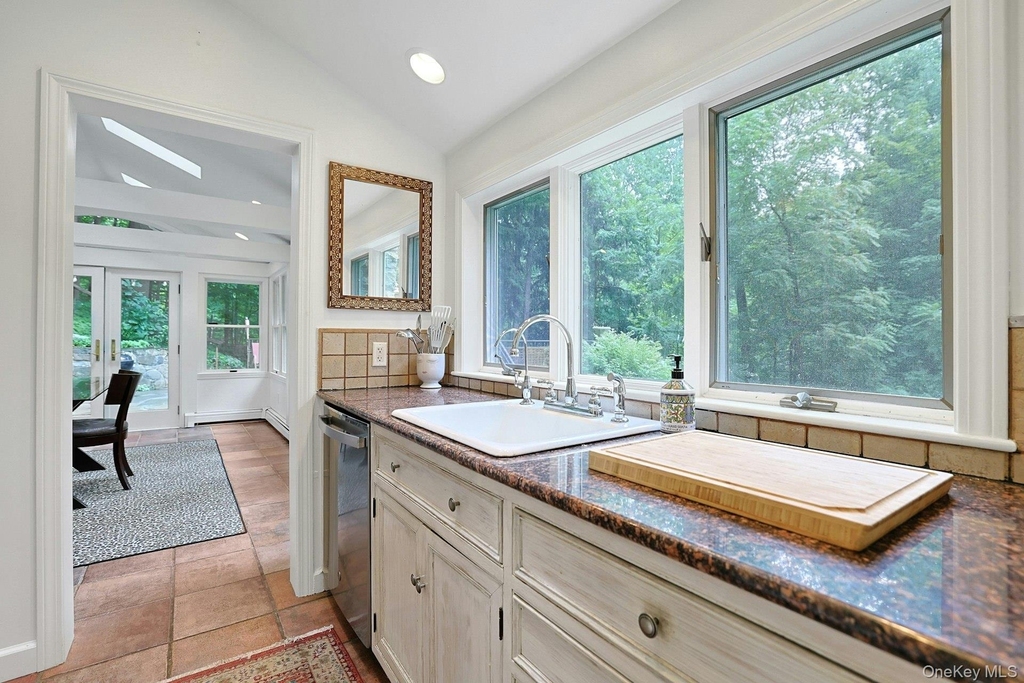 46 Gallows Hill Road - Photo 18