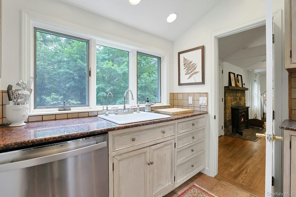 46 Gallows Hill Road - Photo 16