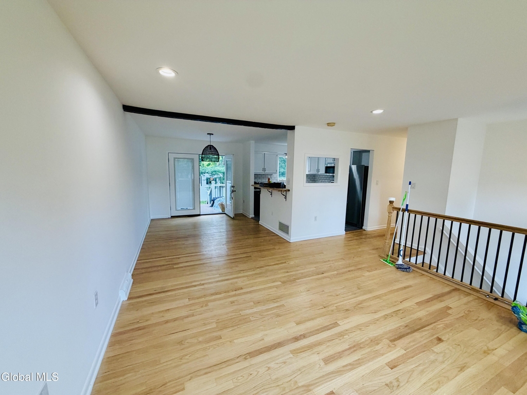 3335 Ralph Street - Photo 3