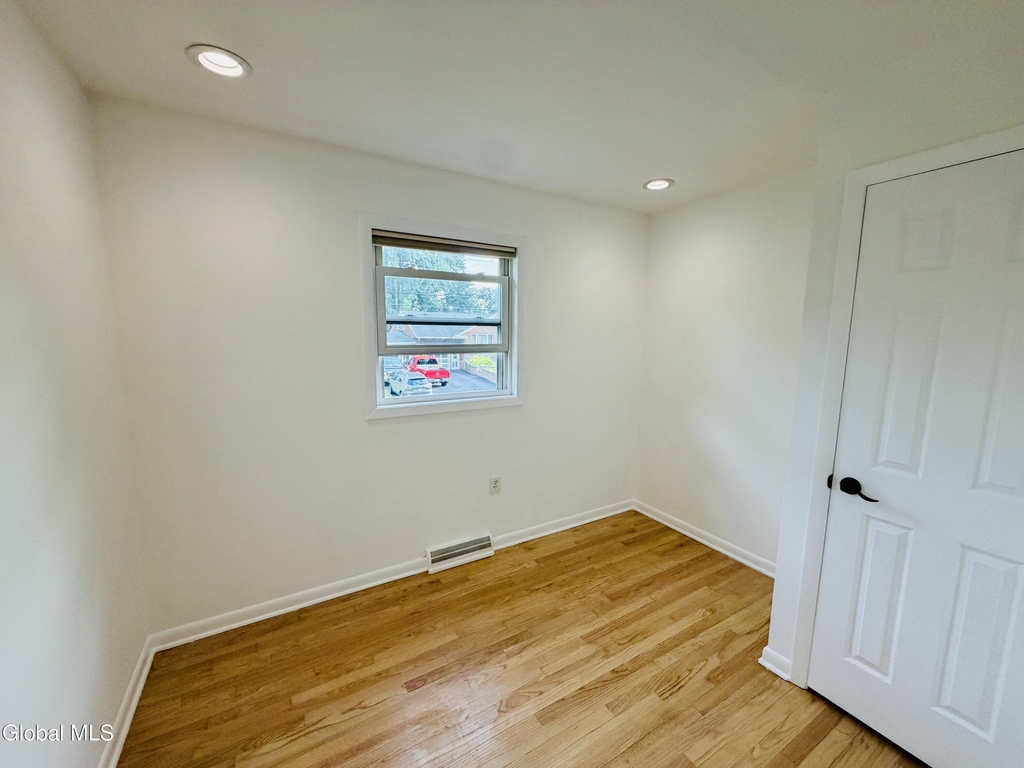 3335 Ralph Street - Photo 9