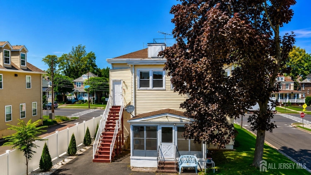 187 Main Street - Photo 8