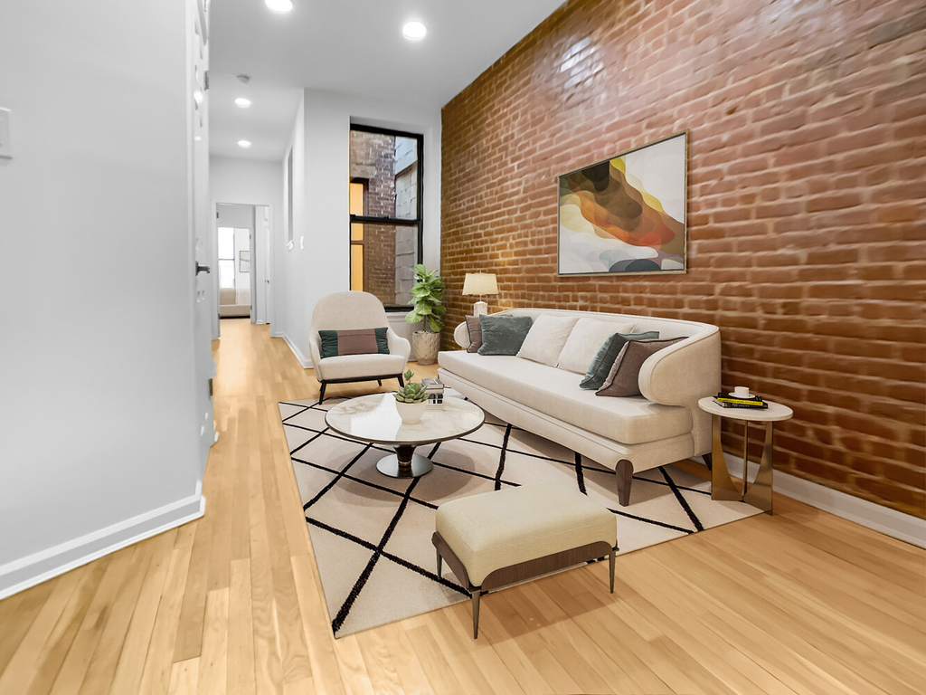 147 E 81st Street - Photo 2