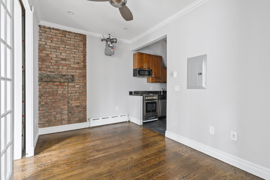 459 W 50th Street - Photo 2