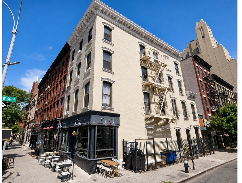 459 W 50th Street - Photo 6