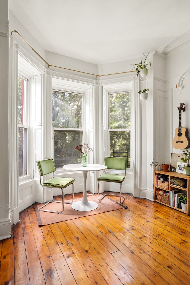 197 Bainbridge Street - Photo 1