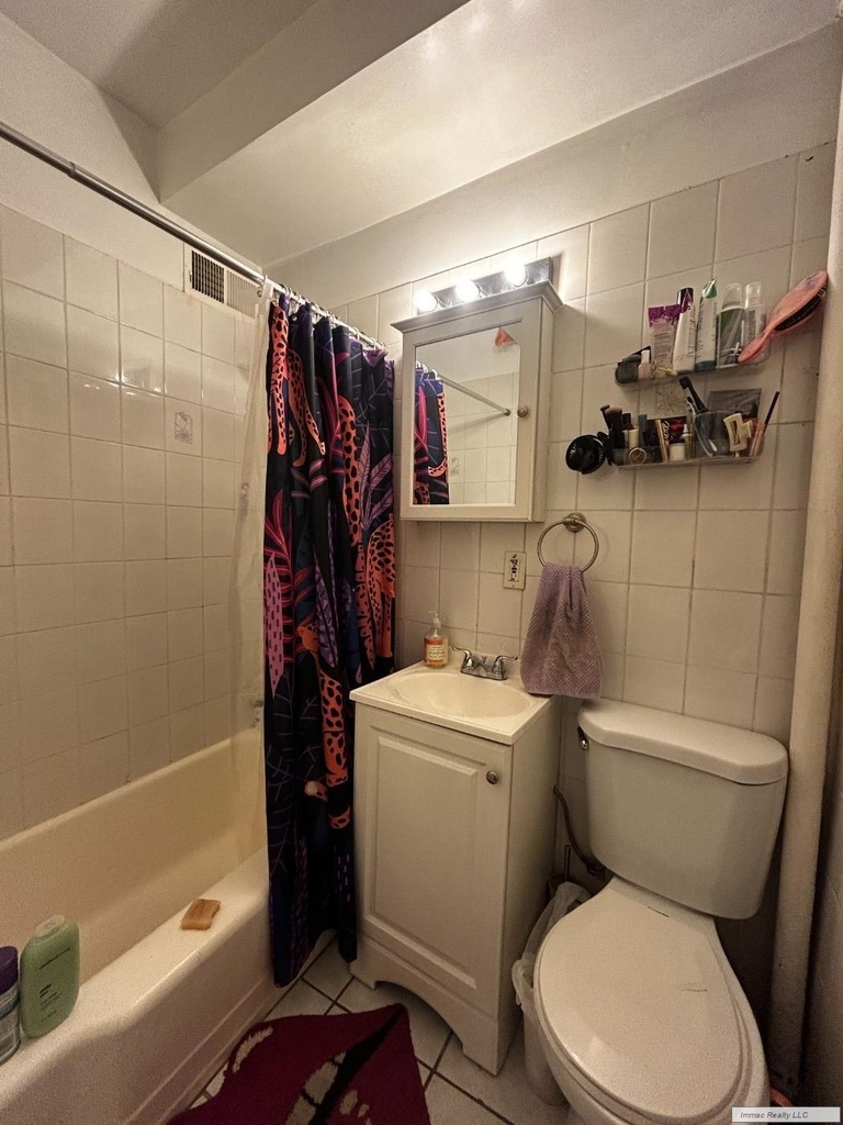 364 W 19th Street - Photo 11