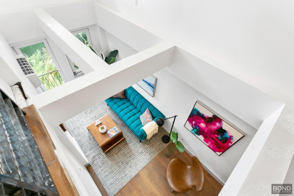 896 New York Avenue - Photo 3