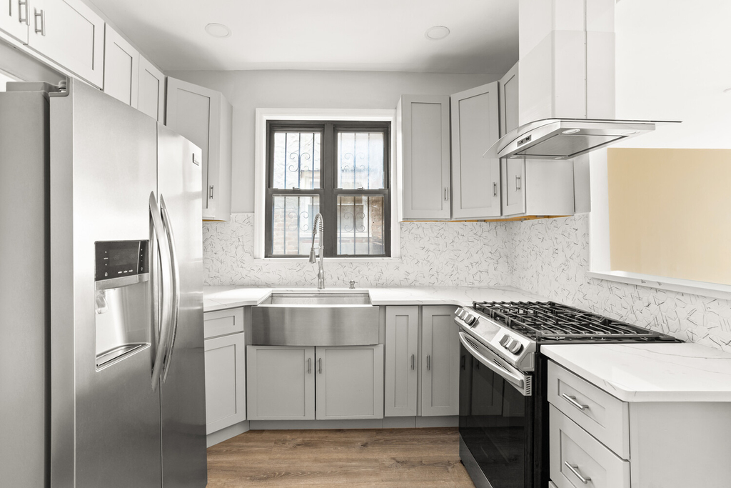 581 Midwood Street - Photo 1