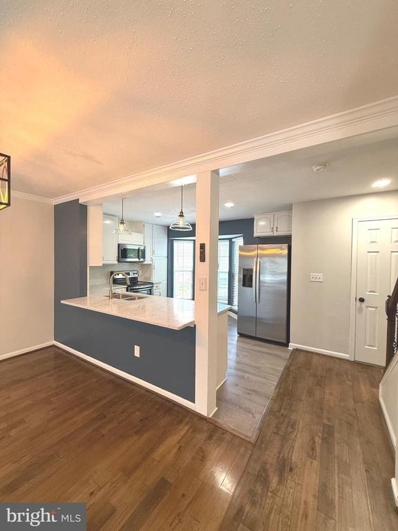 110 Lakeview Court - Photo 10