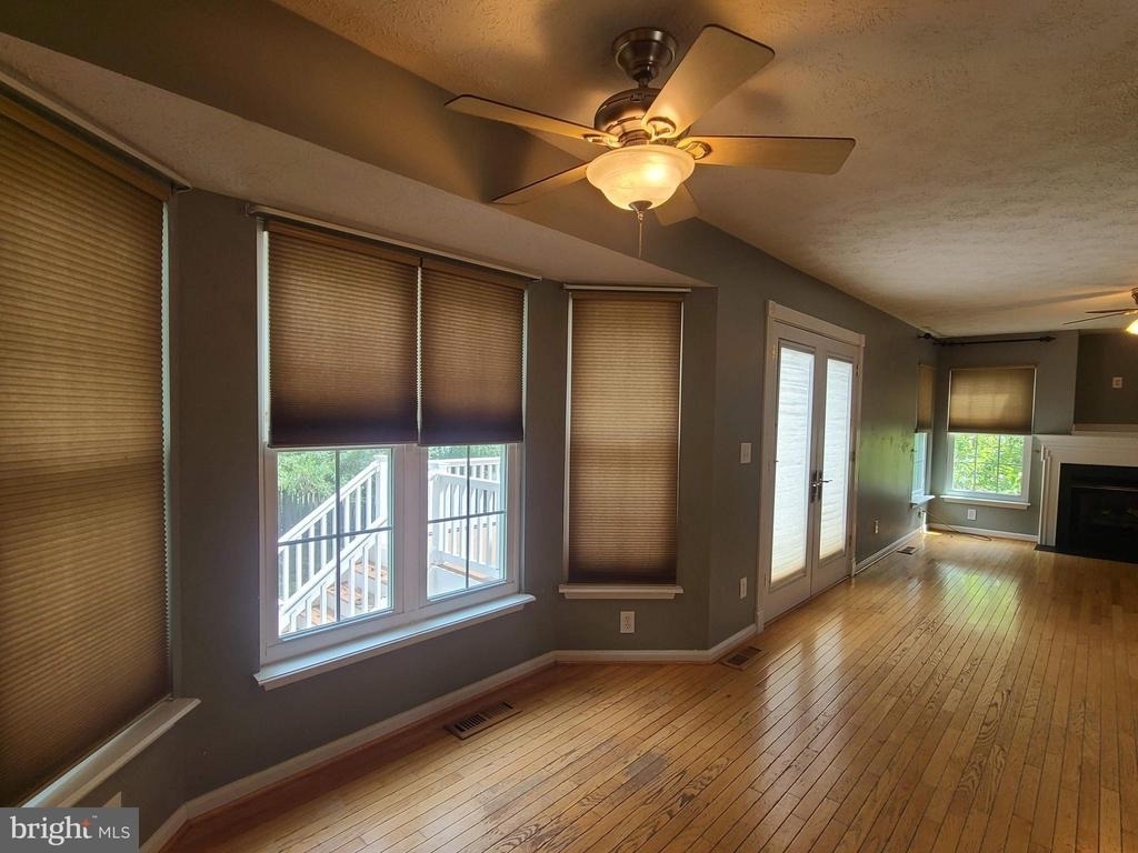 10 Lockwood Drive - Photo 10
