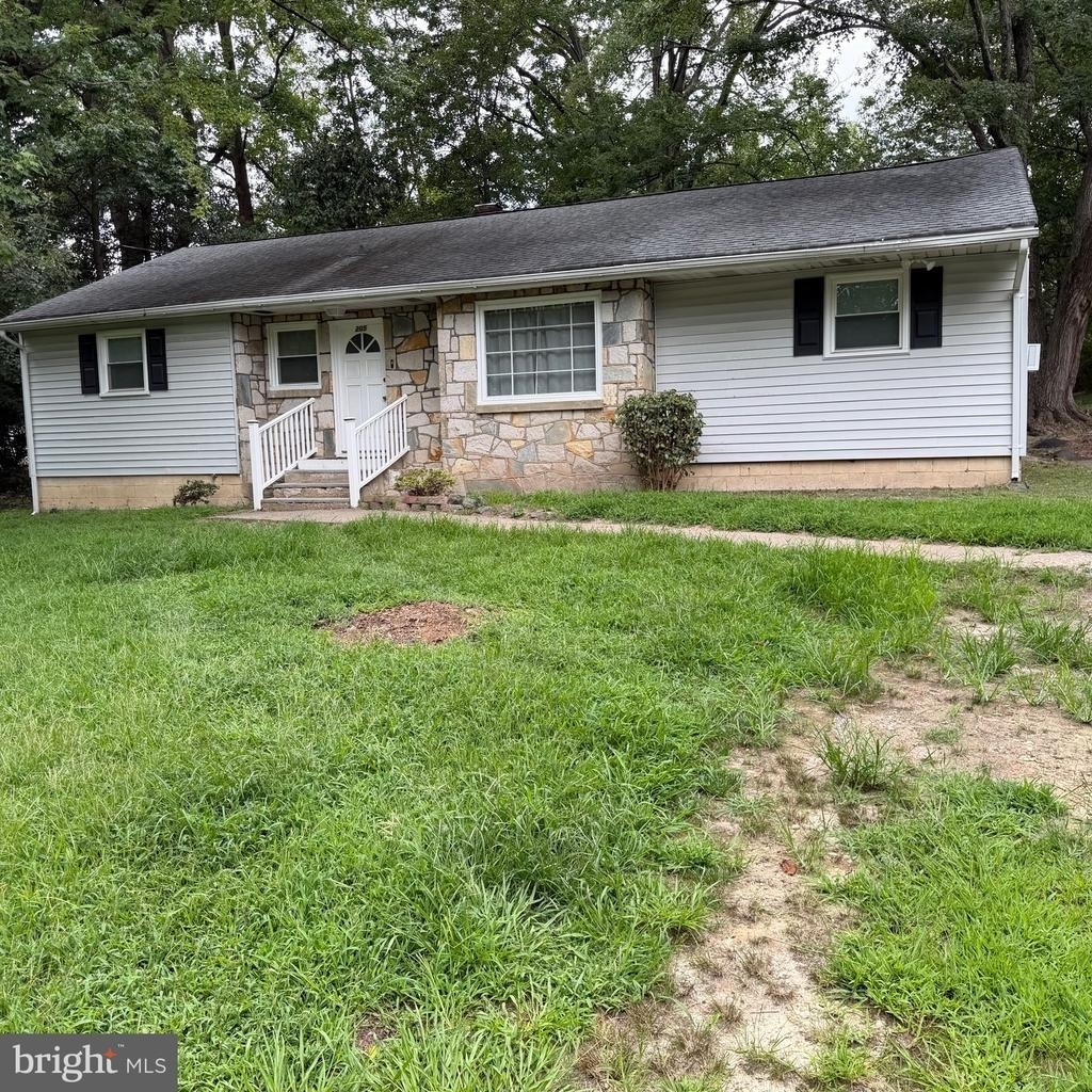 205 Wilcox Street - Photo 1