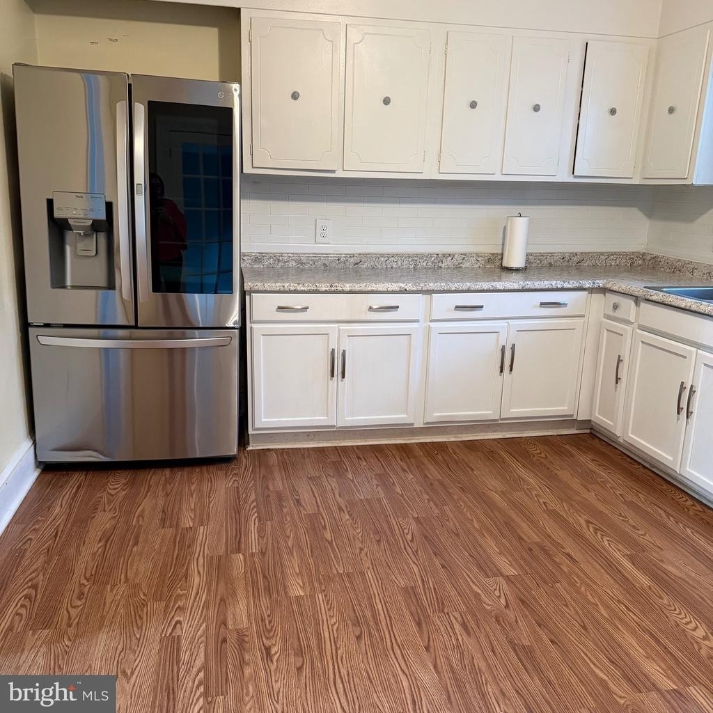 205 Wilcox Street - Photo 3