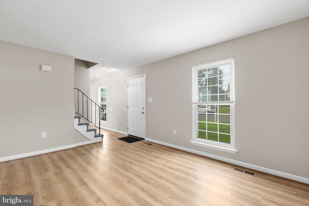 5685 Saffron Lane - Photo 4