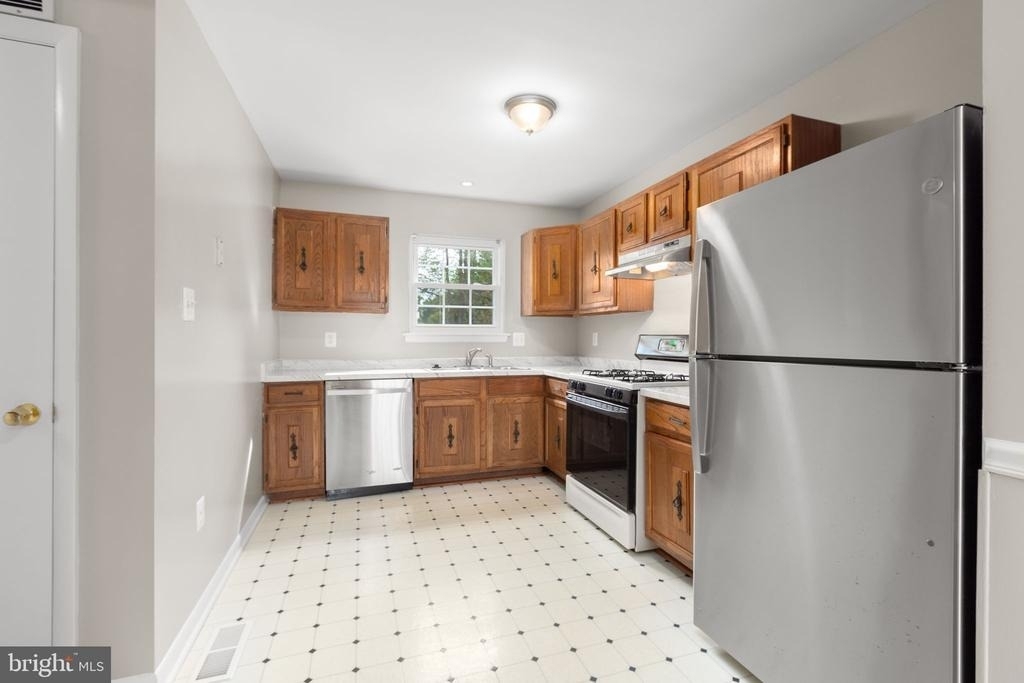 5685 Saffron Lane - Photo 10