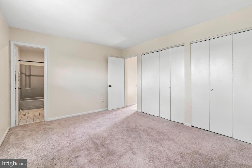 10117 Burwell Road - Photo 10