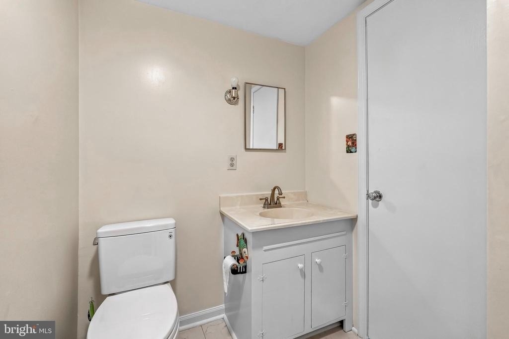 10117 Burwell Road - Photo 8