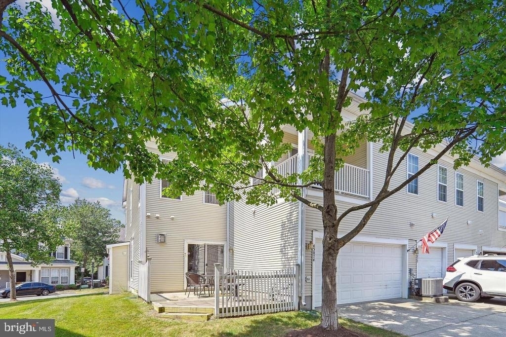 43074 Old Gallivan Terrace - Photo 18
