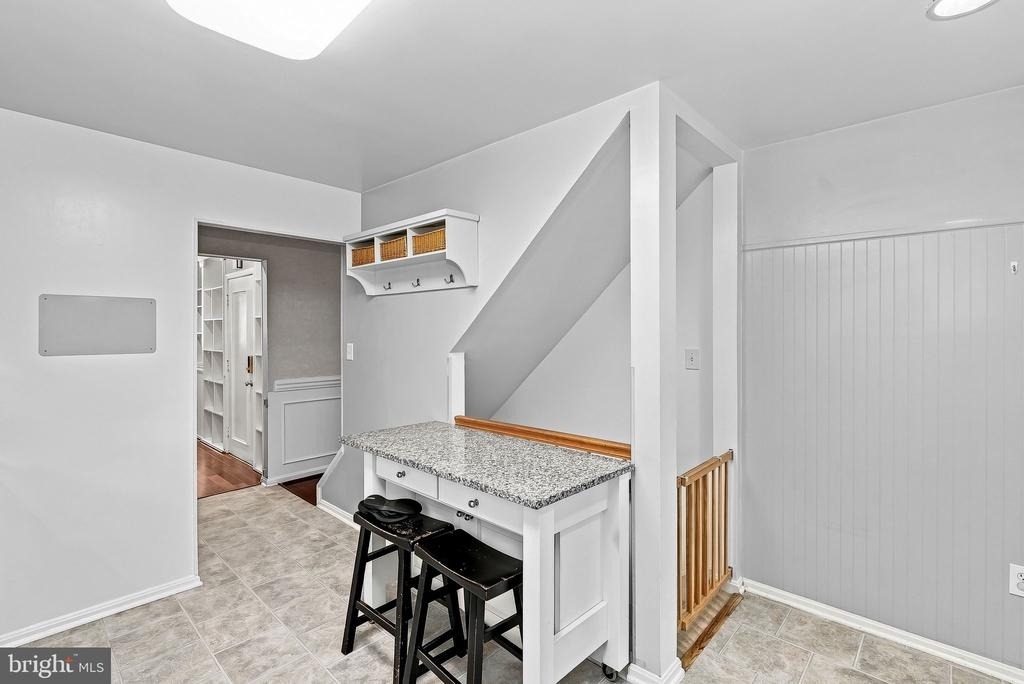 10163 Yorktown Way - Photo 32
