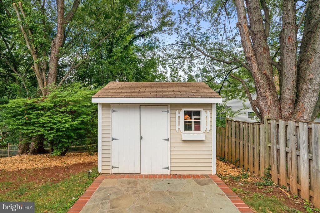 10163 Yorktown Way - Photo 5