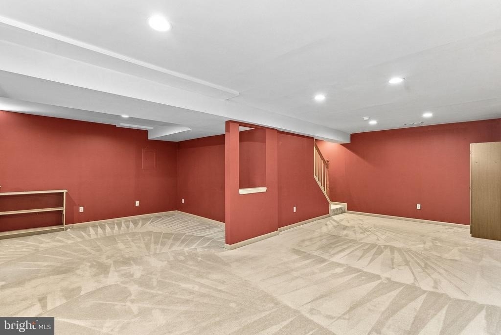 10163 Yorktown Way - Photo 47