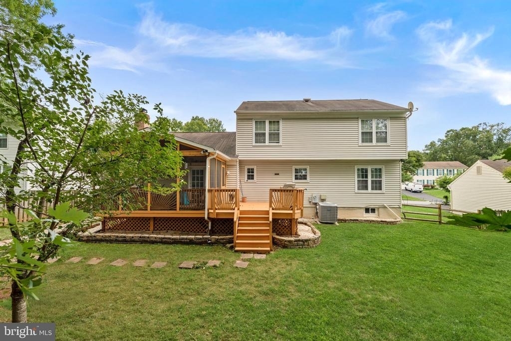 10163 Yorktown Way - Photo 6
