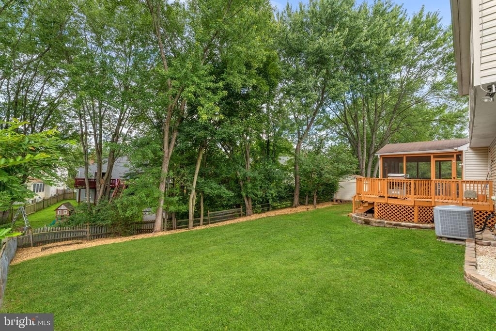 10163 Yorktown Way - Photo 8