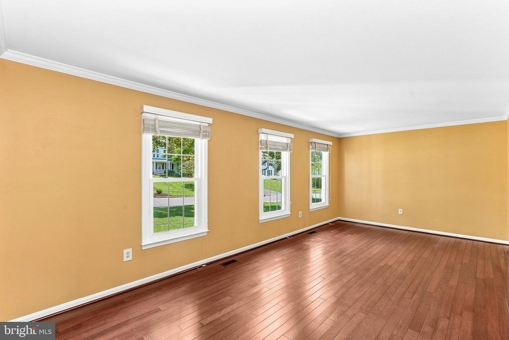 10163 Yorktown Way - Photo 15