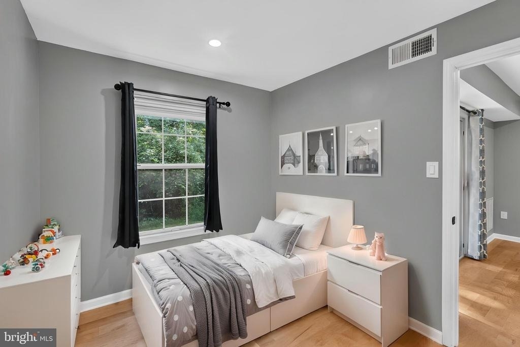 7742 New Providence Drive - Photo 26