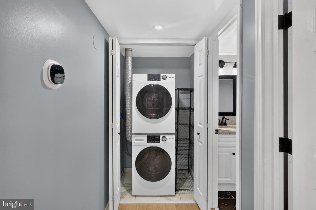 7742 New Providence Drive - Photo 32