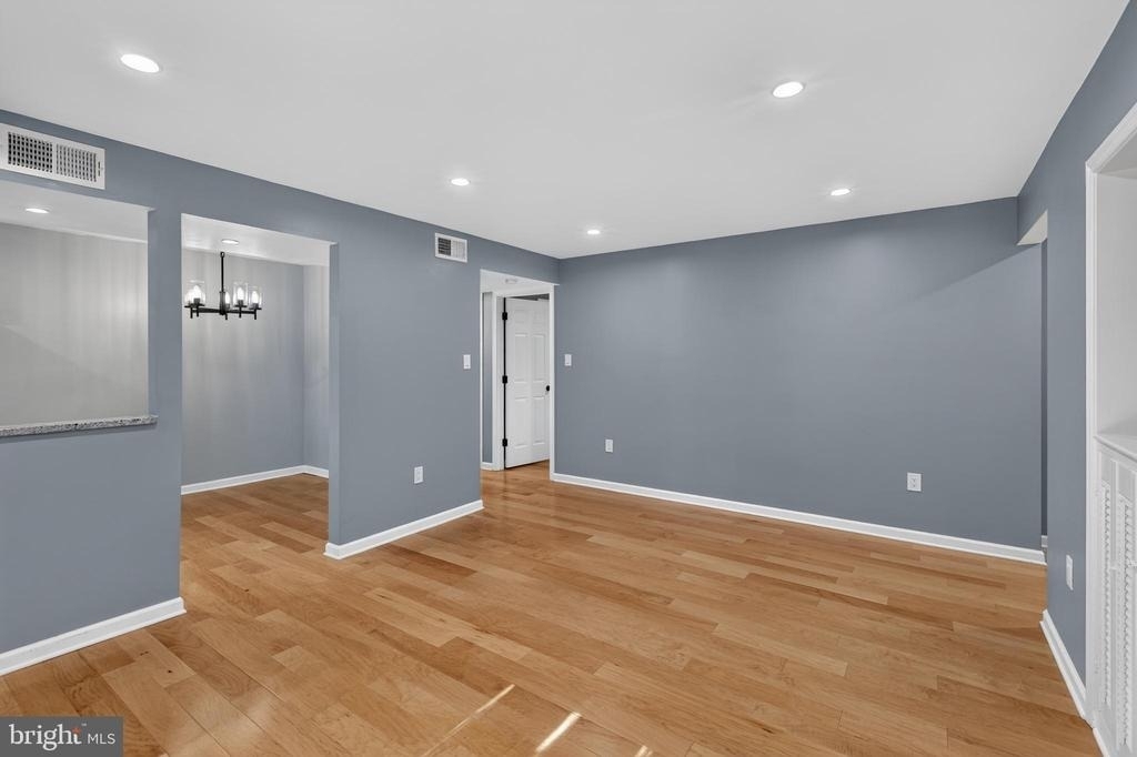 7742 New Providence Drive - Photo 18