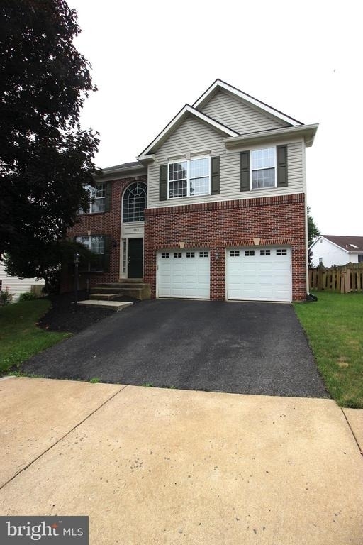 14015 Wood Rock Way - Photo 0