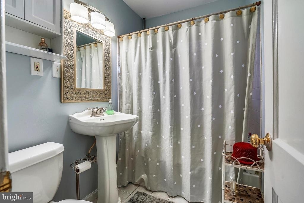 5710 Fenwick Drive - Photo 6