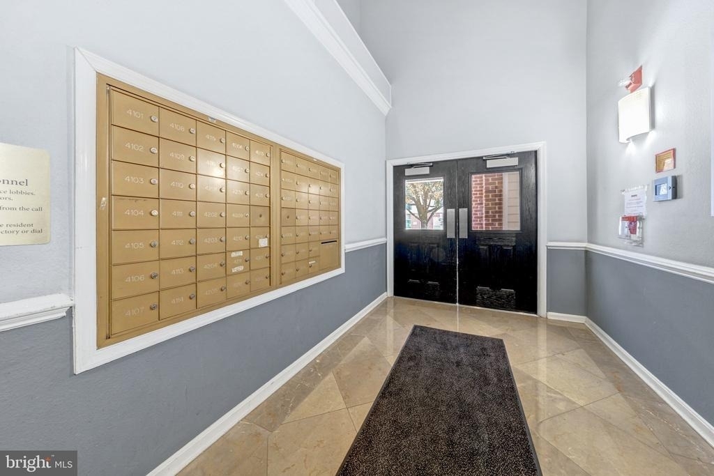 1580 Spring Gate Drive - Photo 15