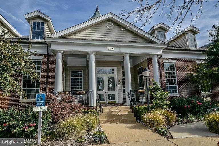 1580 Spring Gate Drive - Photo 2
