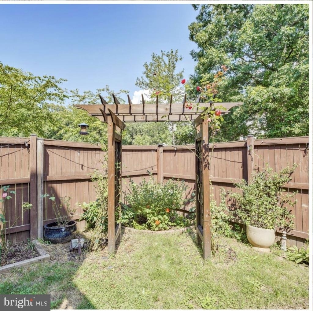8501 Enochs Drive - Photo 13