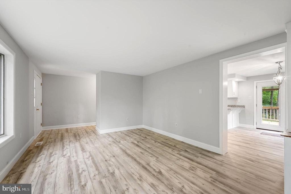 813 Leeds Manor Lane - Photo 4