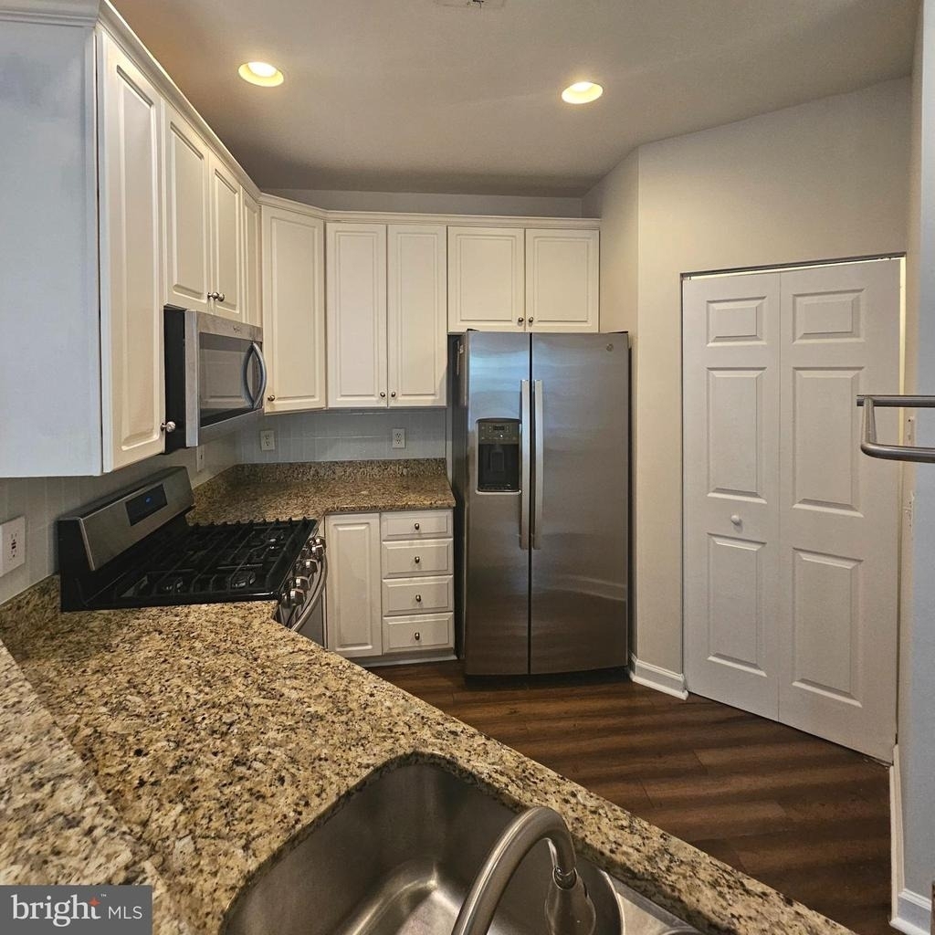 2310 14th Street N - Photo 13