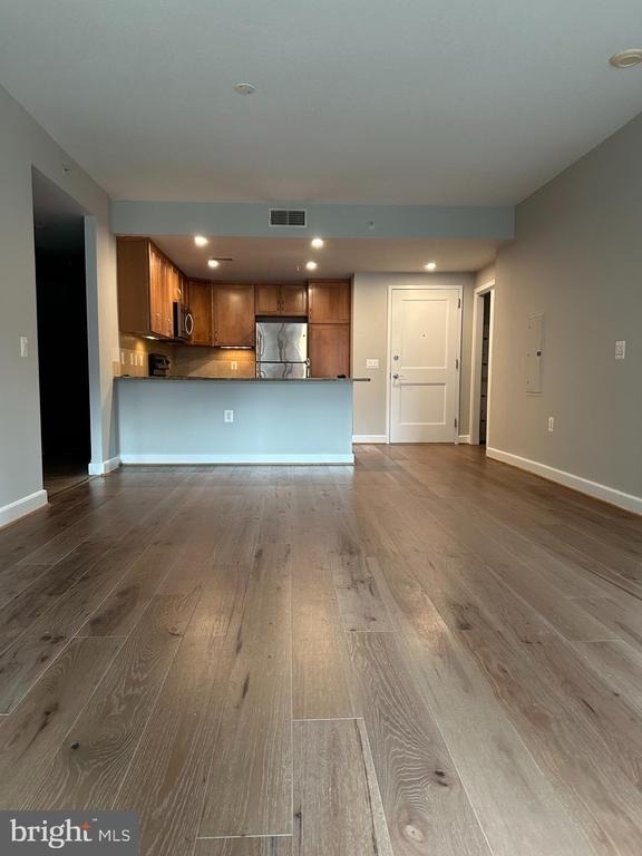 888 N Quincy Street - Photo 4