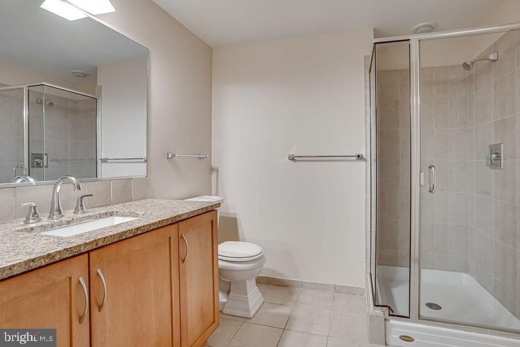 888 N Quincy Street - Photo 12