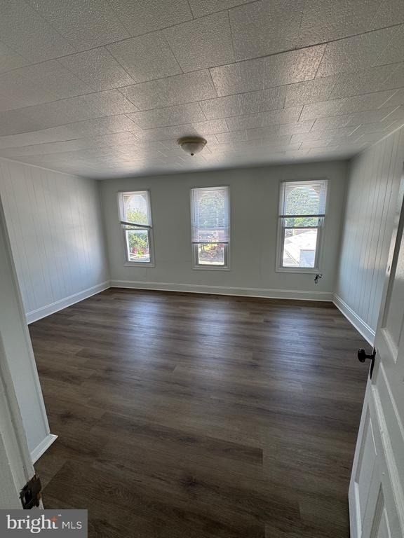 245 S Belvidere Avenue - Photo 5