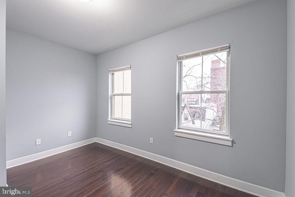2012 W Girard Avenue - Photo 8