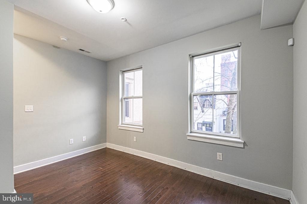 2012 W Girard Avenue - Photo 13