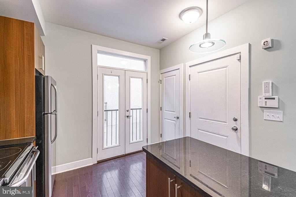 2012 W Girard Avenue - Photo 18