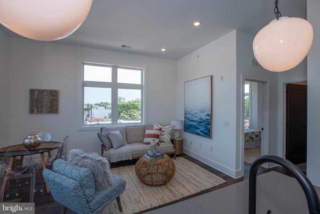2940 W Thompson Street - Photo 13