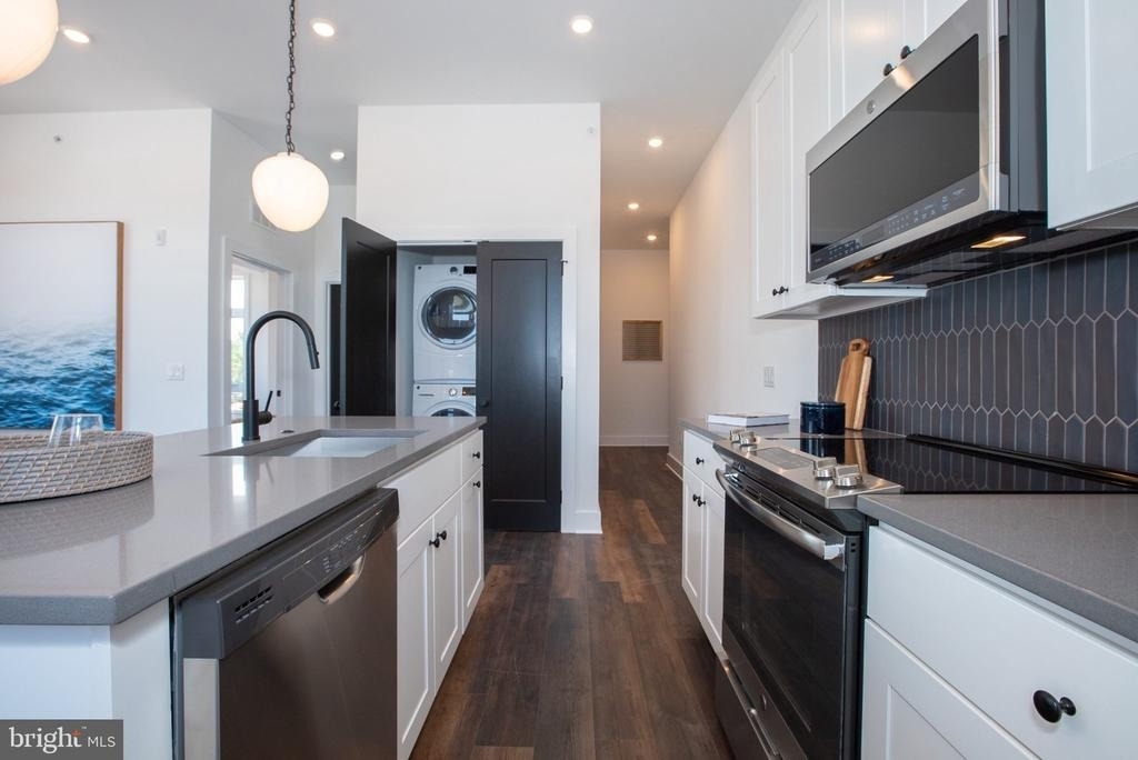 2940 W Thompson Street - Photo 41