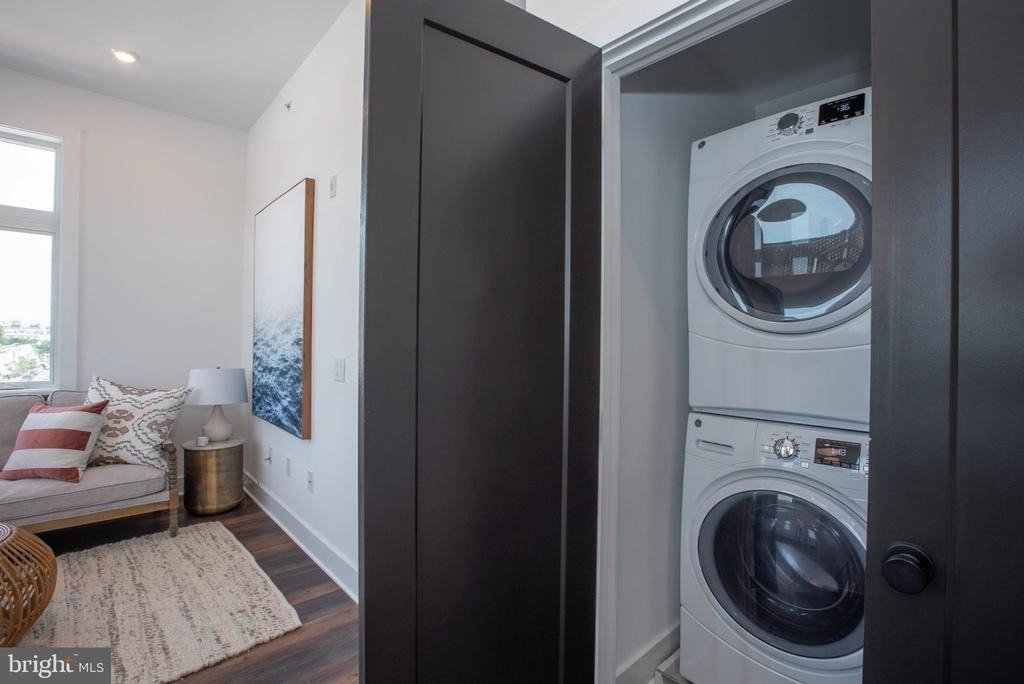 2940 W Thompson Street - Photo 18