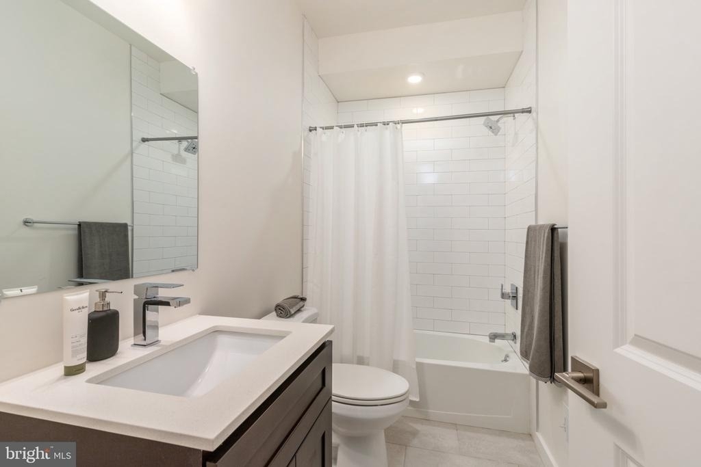 1307 Germantown Avenue - Photo 13