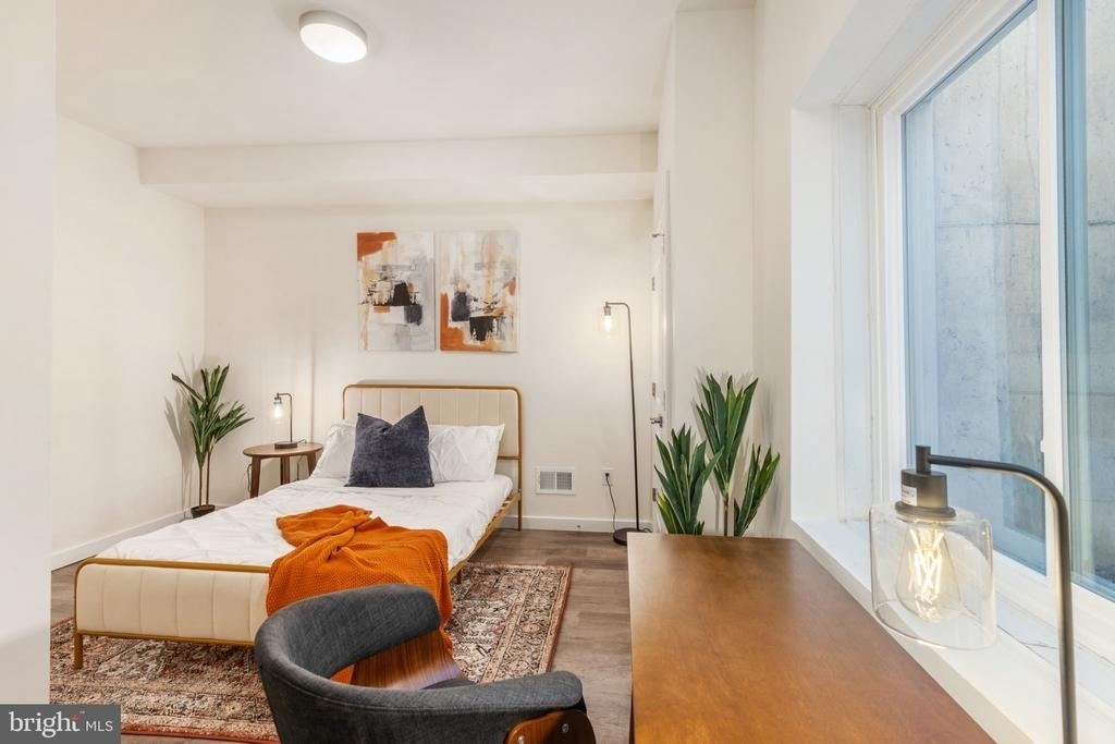 1307 Germantown Avenue - Photo 11
