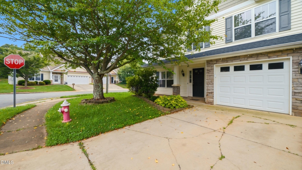 1301 Silver Drive - Photo 25