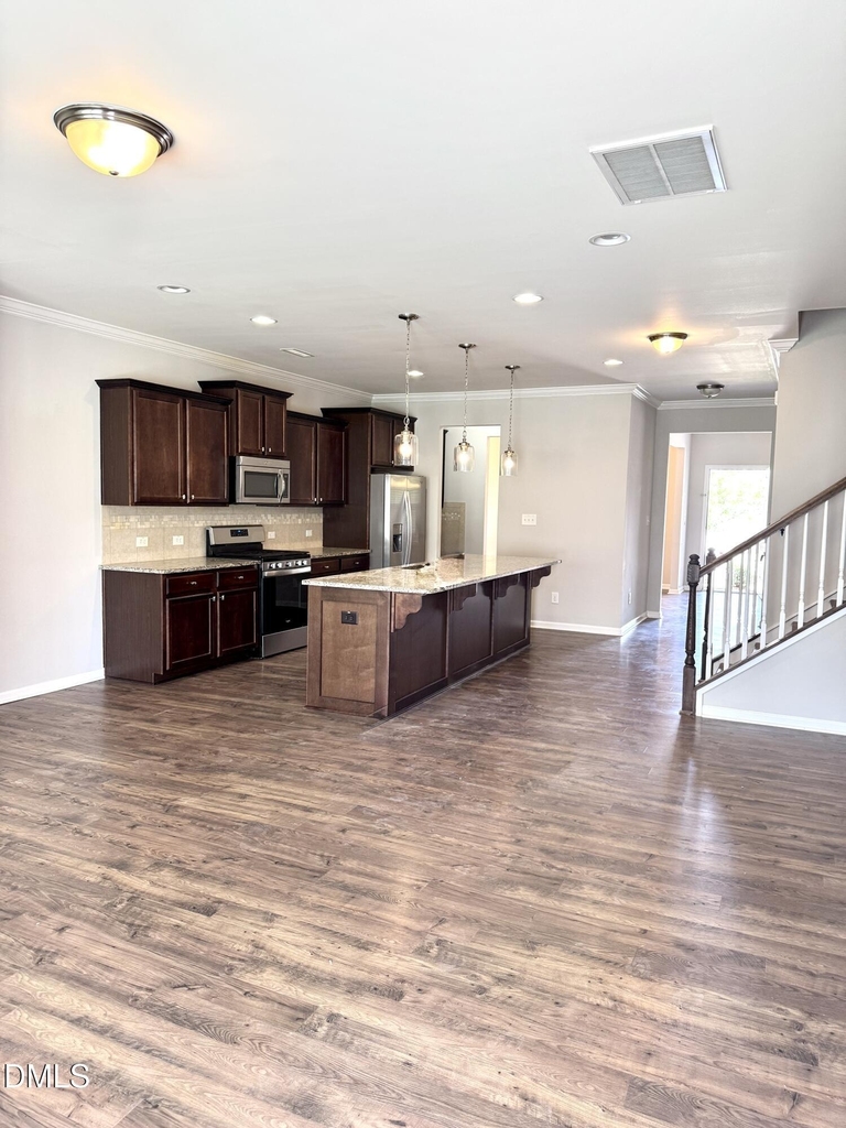 508 Excalibur Drive - Photo 7